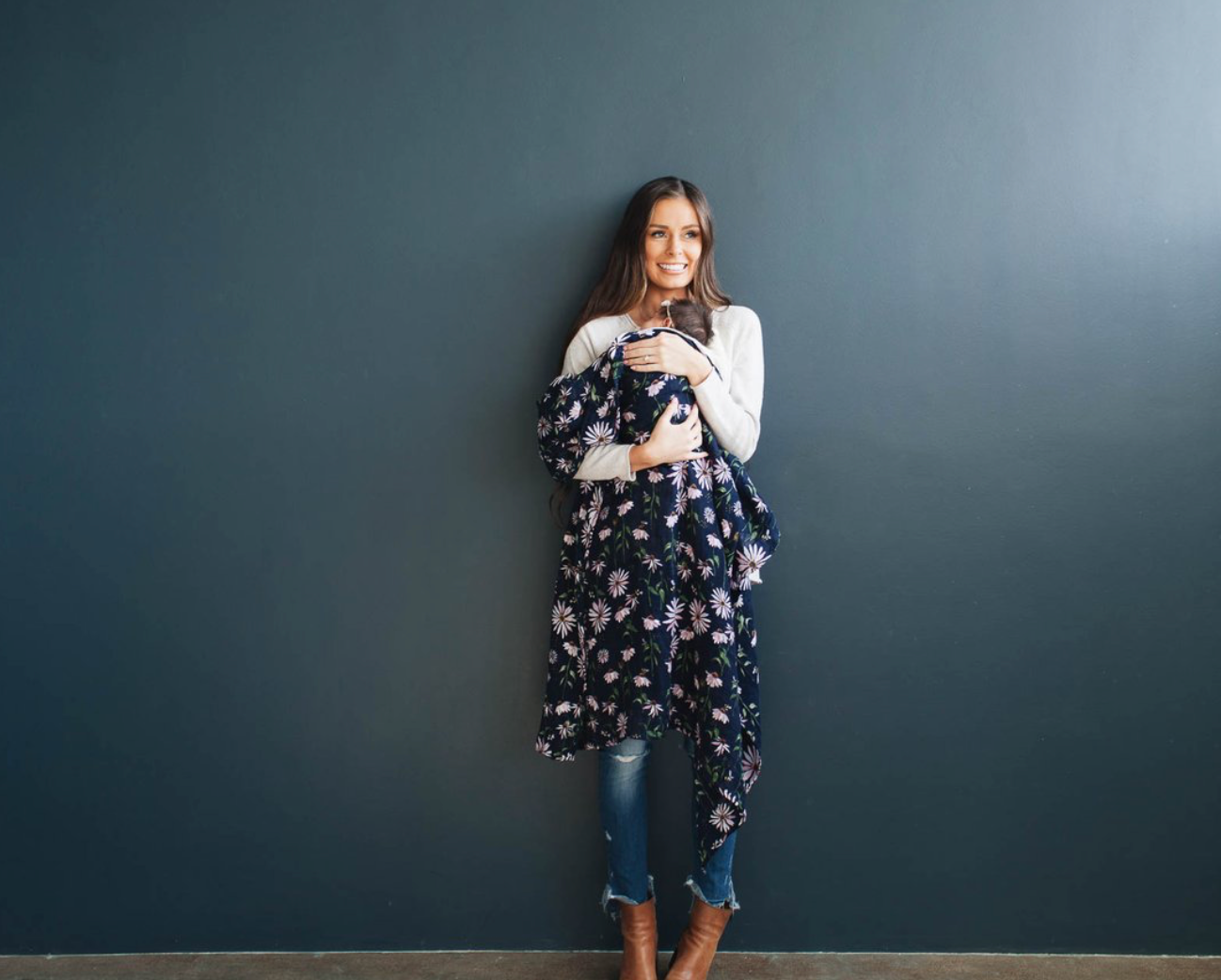 COTTON MUSLIN SWADDLE BLANKET - DARK CONEFLOWER